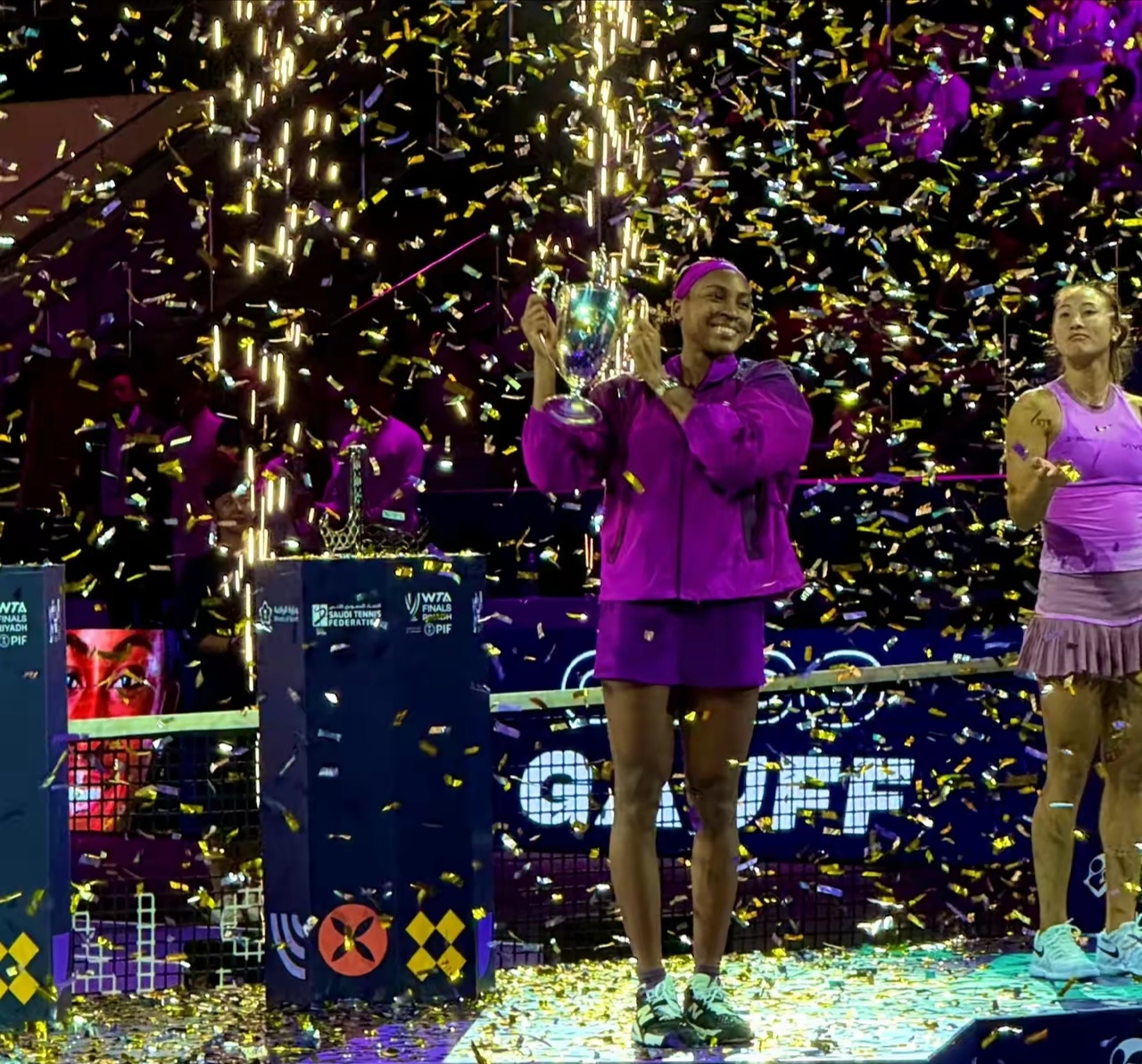 半岛.体育 :邀请赛巅峰对决！李娜能否带领球队逆转获胜？的简单介绍