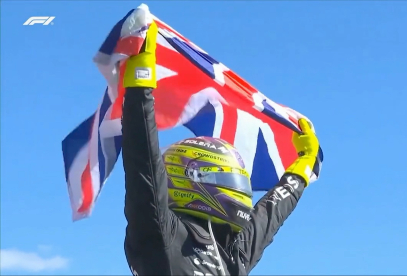 半岛.体育 :复仇之战！汉密尔顿率领韩国队成功逆转获胜的简单介绍